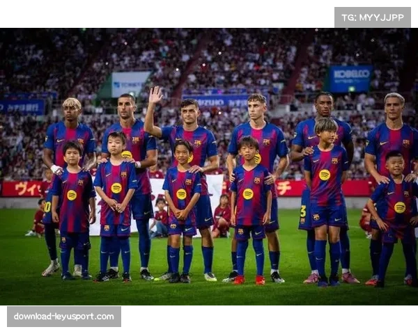 巴黎签下拉玛西亚小将德罗·费尔南德斯，18岁中场技术特点鲜明